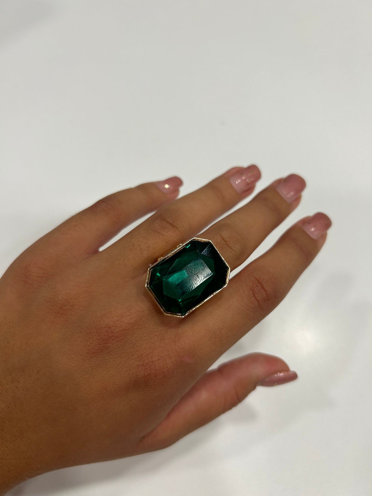 Anello Pietra