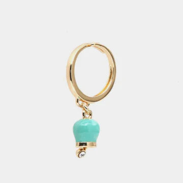Anello in Metallo con campanella portafortuna pendente, impreziosita da smalto verde e punto luce