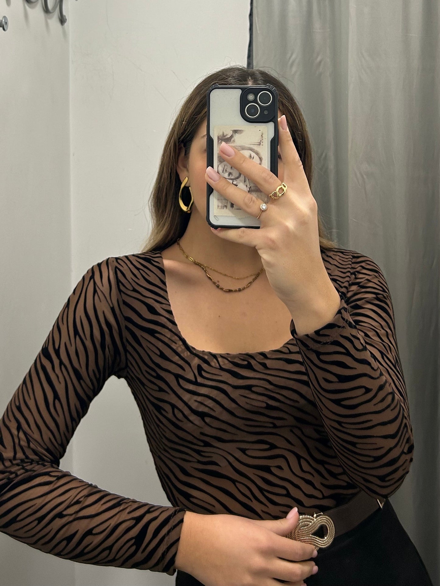 Body Sara